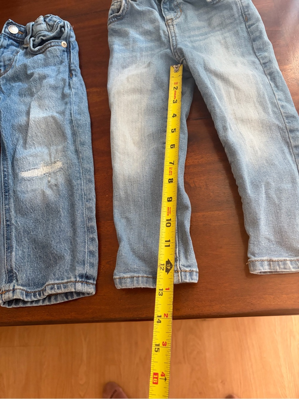 2T Lot Of 3 Pair Of Jeans Old Navy And Jumping Beans 2 Straight And 1 Skinny - Picture 14 of 16